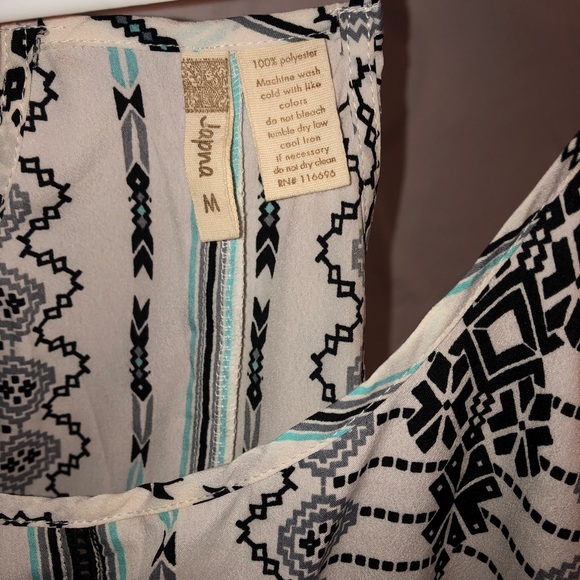 Tank - Picture 3 of 5